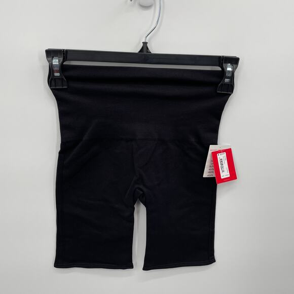 NWT Spanx Look at Me Now Seamless Bike Shorts // XS - Picture 6 of 12